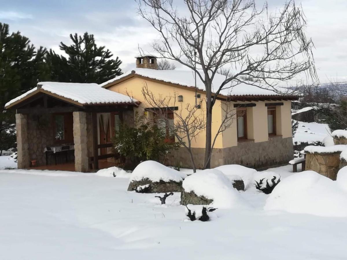 Casa Rural Amarilla Ávila Exterior photo